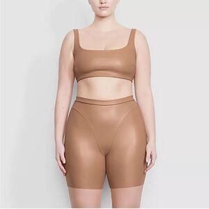 NWT- SKIMS Faux Leather Biker Shorts size 4X